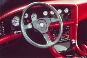 Alfa Romeo SZ cockpit