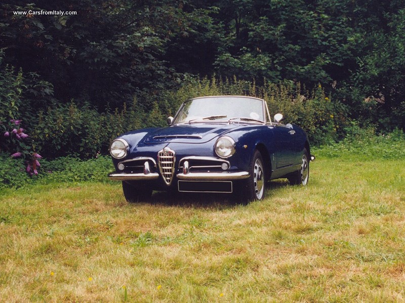 Alfa Romeo Giulietta Spider - this may take a little while to download
