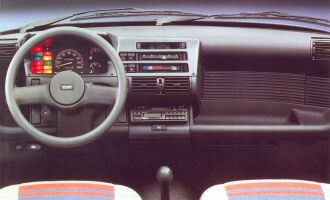 Fiat Cinquecento cockpit