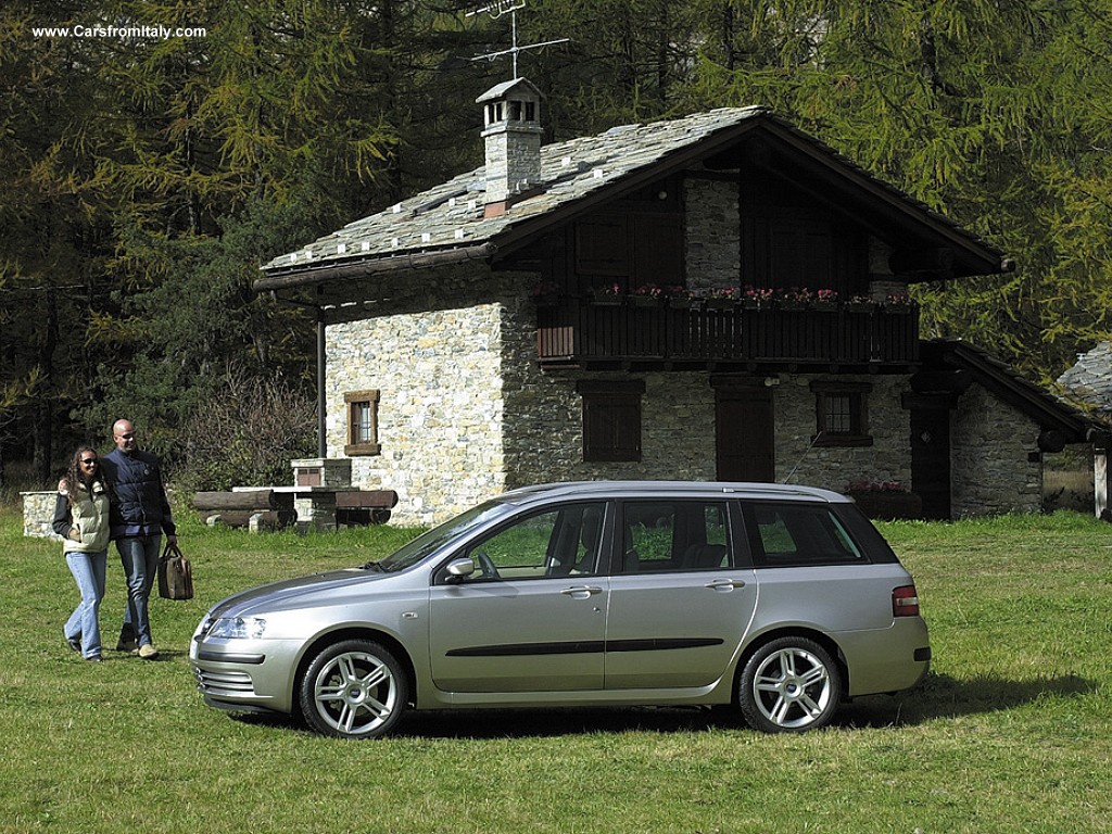 Fiat Stilo MultiWagon - this may take a little while to download