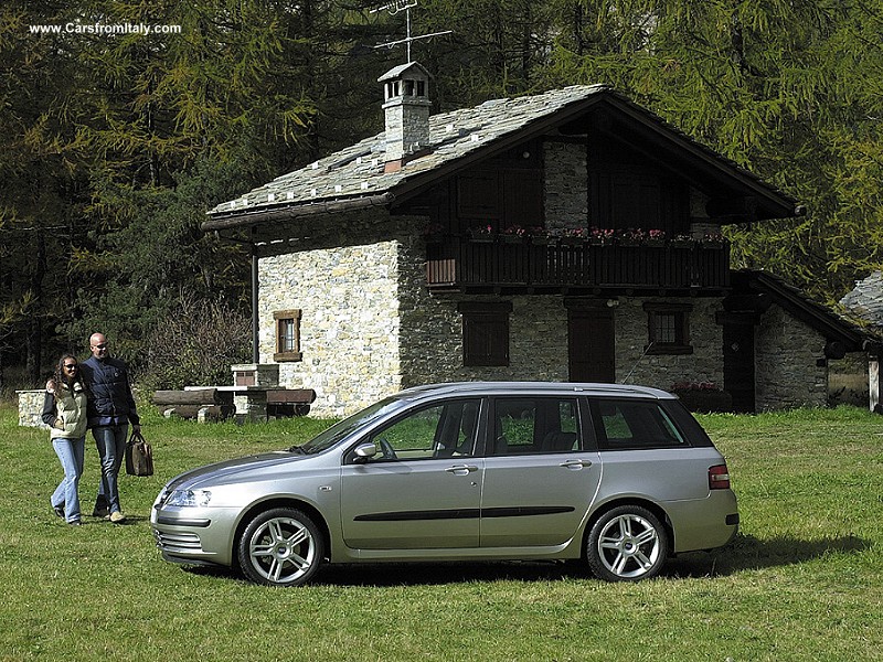 Fiat Stilo MultiWagon- this may take a little while to download