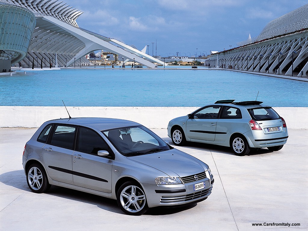 Fiat Stilo - this may take a little while to download