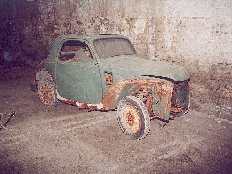 Fiat Topolino - this make take a little while to download