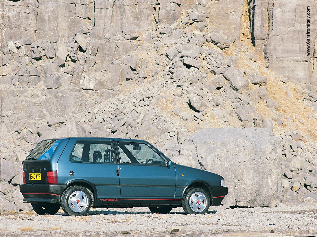 Fiat Uno Turbo Desktop Image 1024 X 768 Pixels