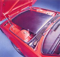 Fiat X1/9 - the innovative roof storage, negligibly reducing luggage space