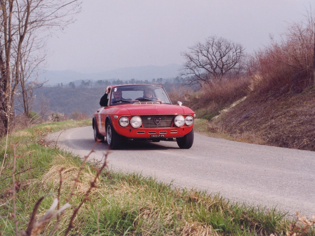 Lancia Fulvia Coupé - this make take a little while to download
