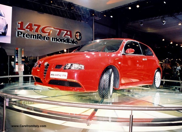 Alfa Romeo 147 GTA at the Paris Motorshow launch