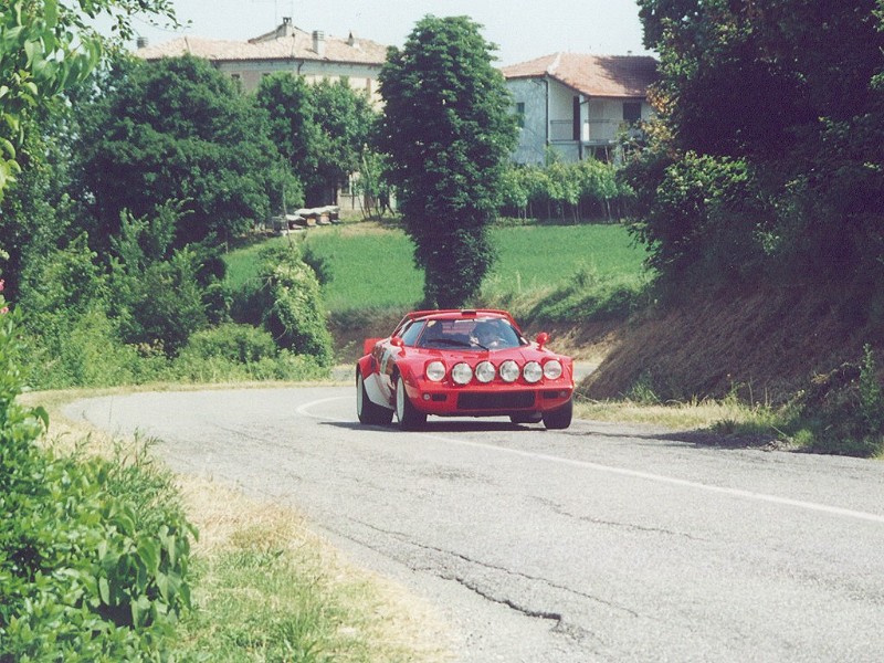Lancia Stratos - this make take a little while to download